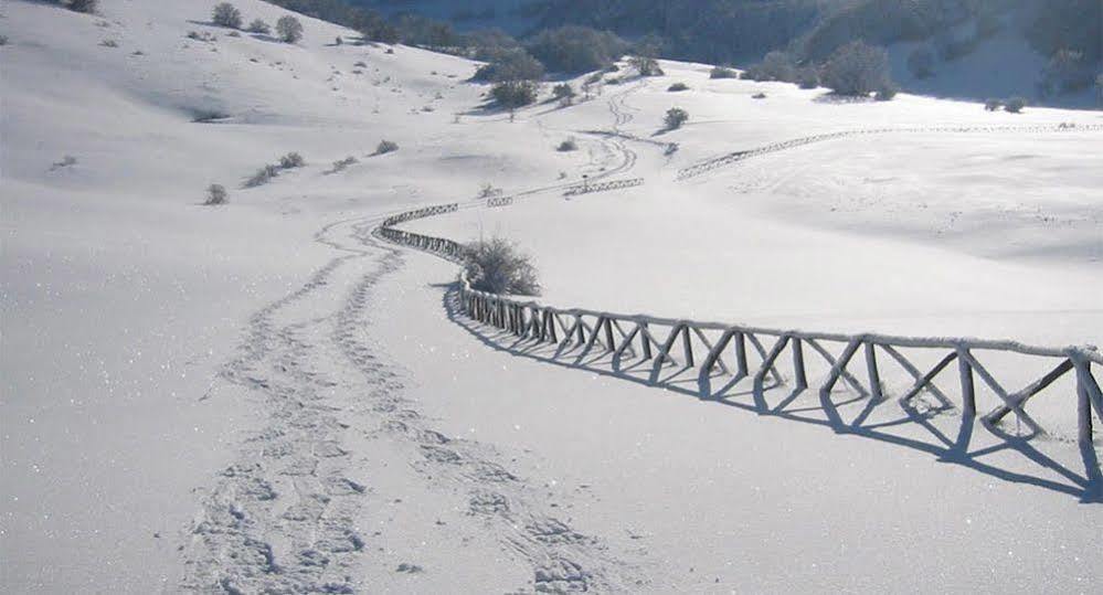 Вилла Torre Di Cordaglie Col Sant'Angelo Экстерьер фото